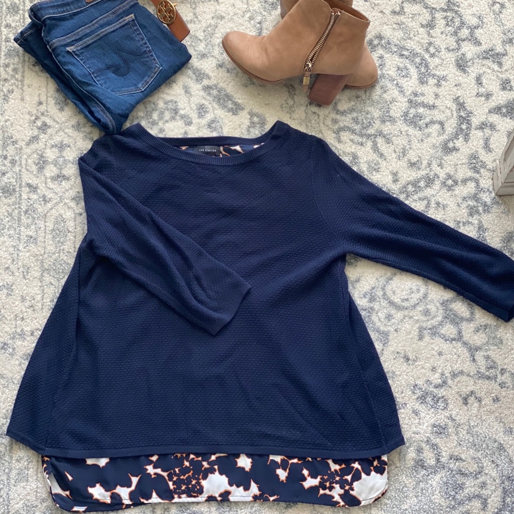Blue top w “open” back